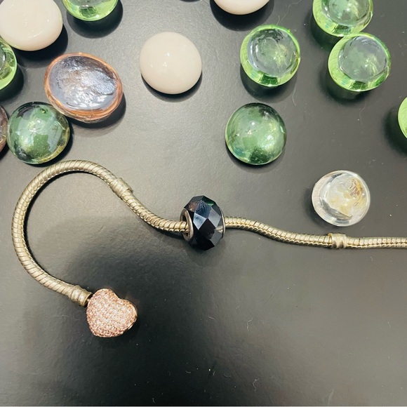 Charm - Black Reflective Bead - Picture 2 of 4